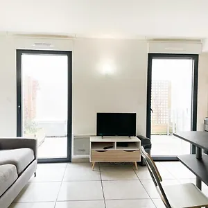 003 - Moderne Et Terrasse - Jeanne D'arc, Apartamento